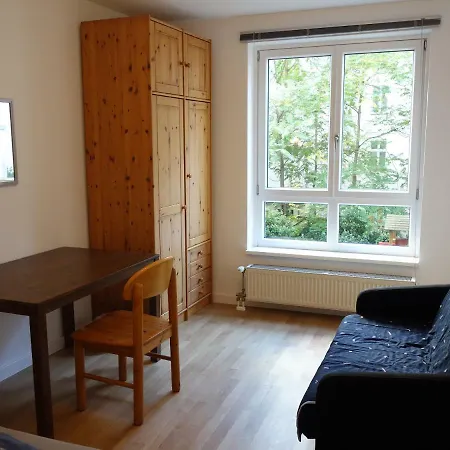 Private In Prenzlauerberg Проживание в семье *